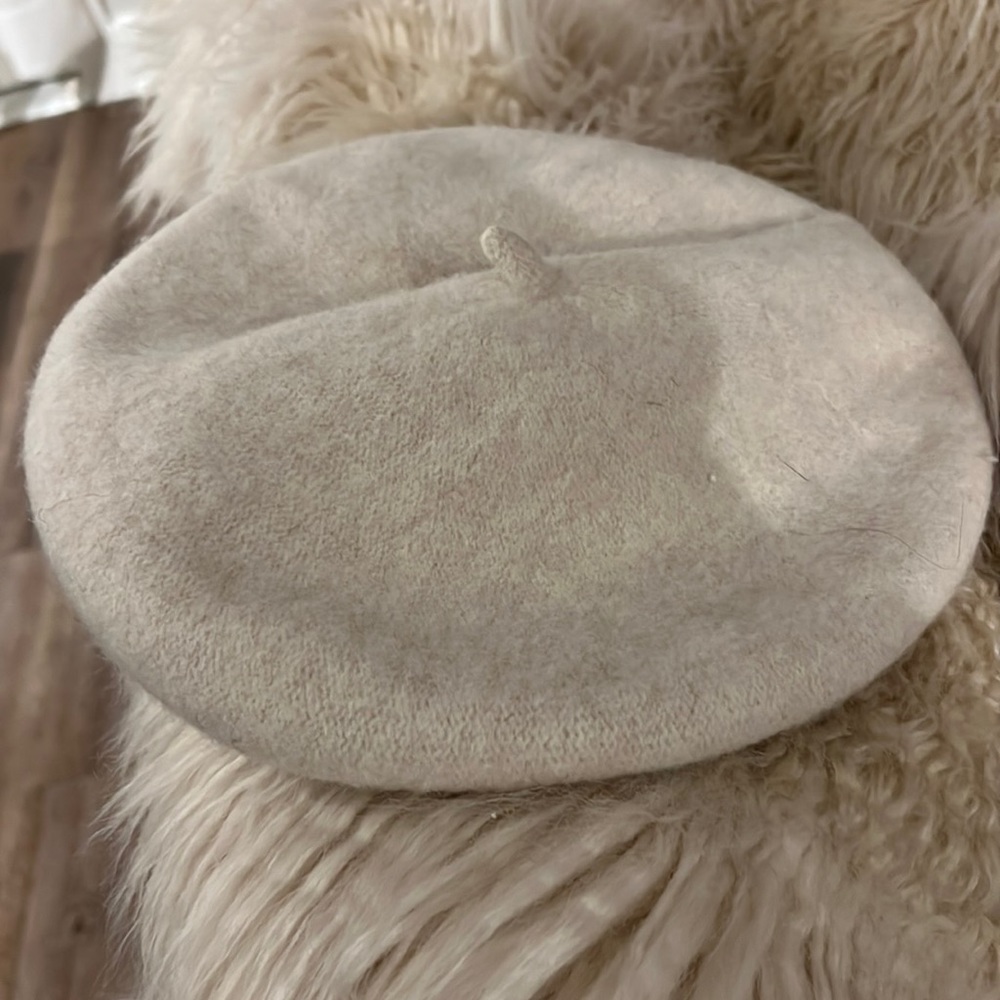 Zara French hat off white from Paris